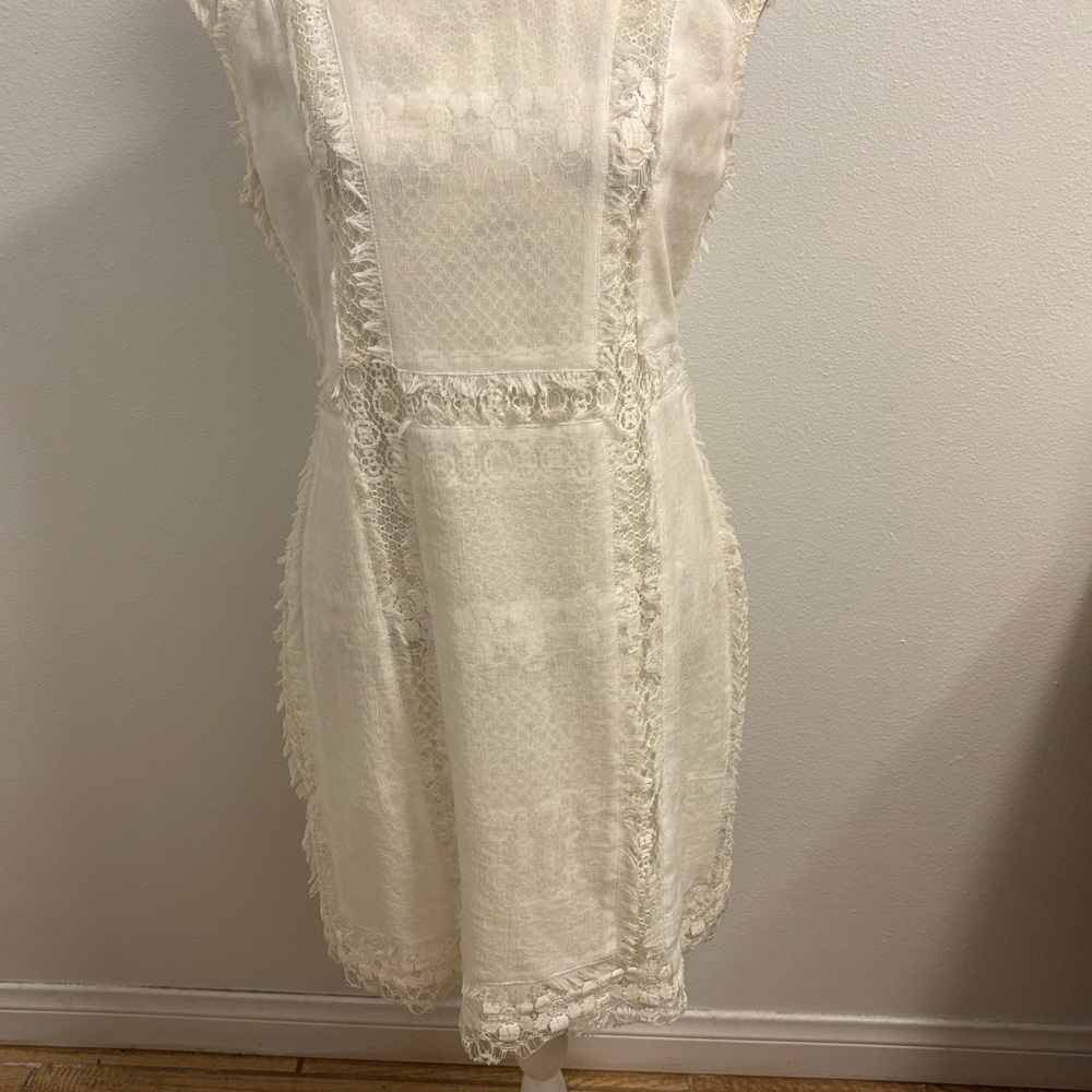Elegant White Lace Dress